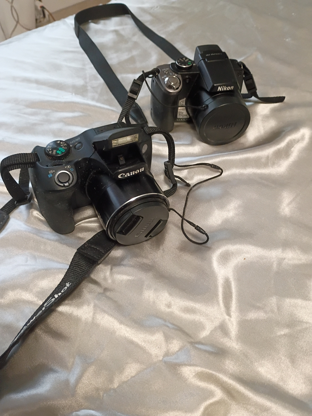 Canon Black Digital Bridge Camera with Strap